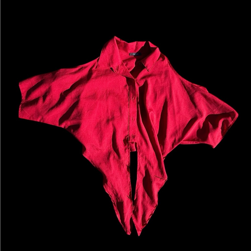 ✨ Red Pronto U.S. A button-up blouse ✨